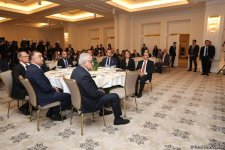 Bakıda Türkiyənin vitse-prezidentinin iştirakı ilə “İş dünyasının görüşü” adlı tədbir keçirilib (FOTO)
