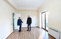 Prezident İlham Əliyev Şuşada 23 binadan ibarət ilk yaşayış kompleksində aparılan tikinti işlərinin gedişi ilə tanış olub (FOTO/VİDEO) (YENİLƏNİB)