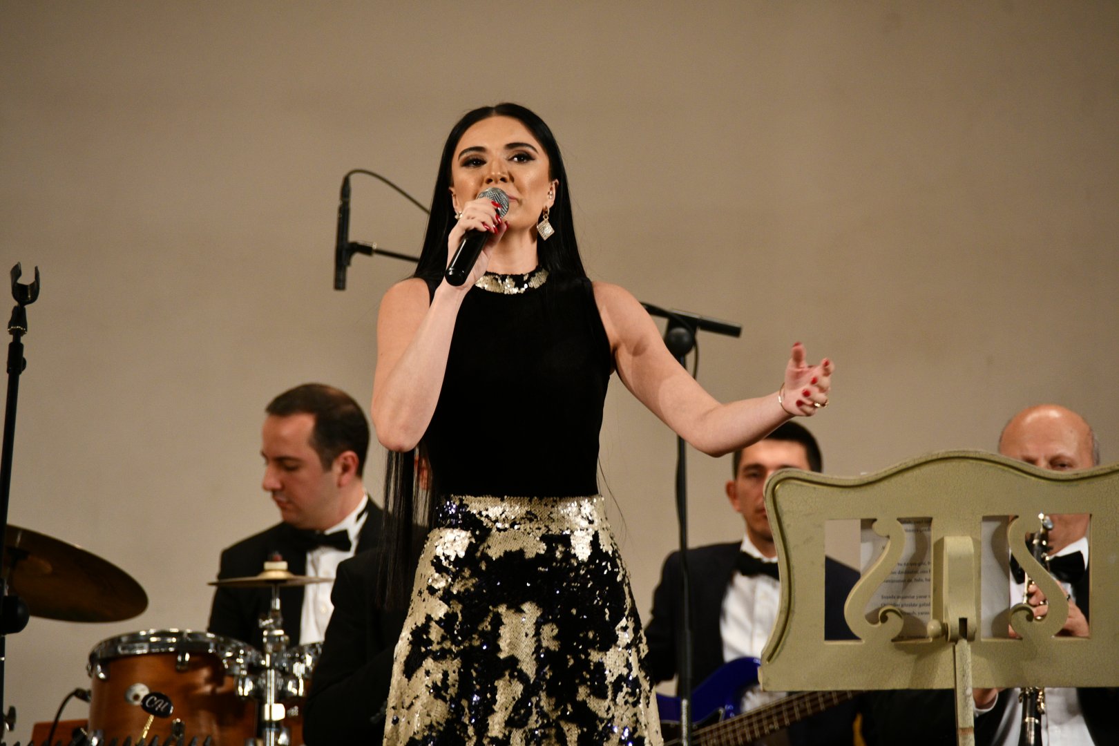 Tükəzban İsmayılovanın 100 illik yubileyinə həsr olunmuş konsert keçirilib (FOTO)