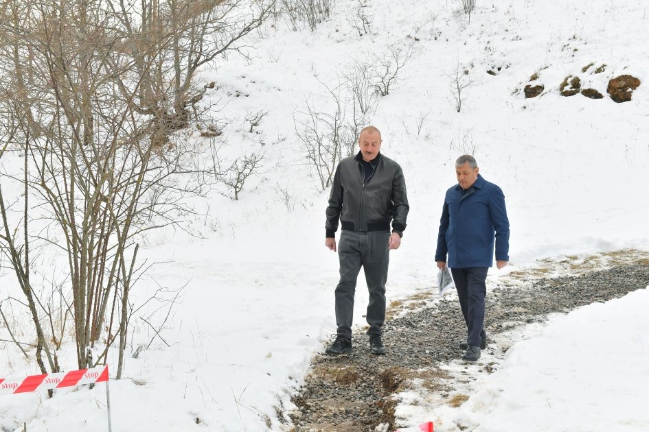 Prezident İlham Əliyev Şuşa rayonundakı “Turşsu” bulağında olub (FOTO/VİDEO) (YENİLƏNİB)
