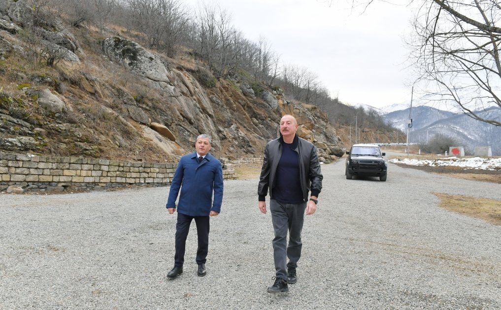 Prezident İlham Əliyev Şuşa rayonundakı “Saxsı” bulağında olub (FOTO/VİDEO) (YENİLƏNİB)