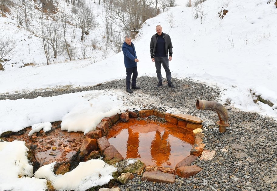 Prezident İlham Əliyev Şuşa rayonundakı “Turşsu” bulağında olub (FOTO/VİDEO) (YENİLƏNİB)