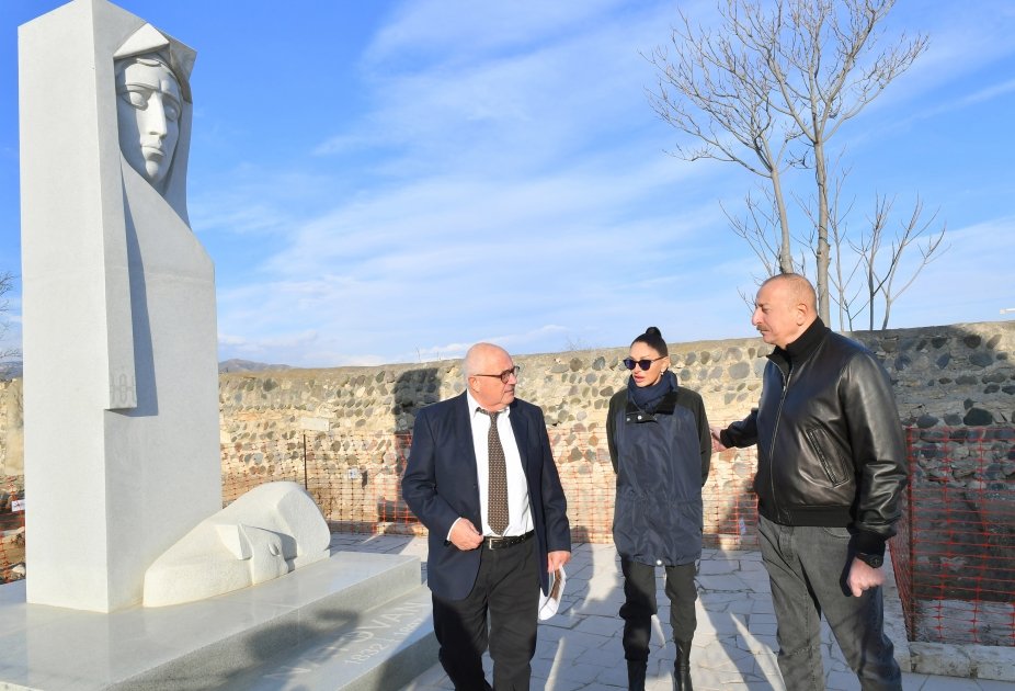 Prezident İlham Əliyev və Birinci xanım Mehriban Əliyeva Ağdamda “İmarət” Kompleksində aparılan bərpa işləri ilə tanış olublar (FOTO/VIDEO)