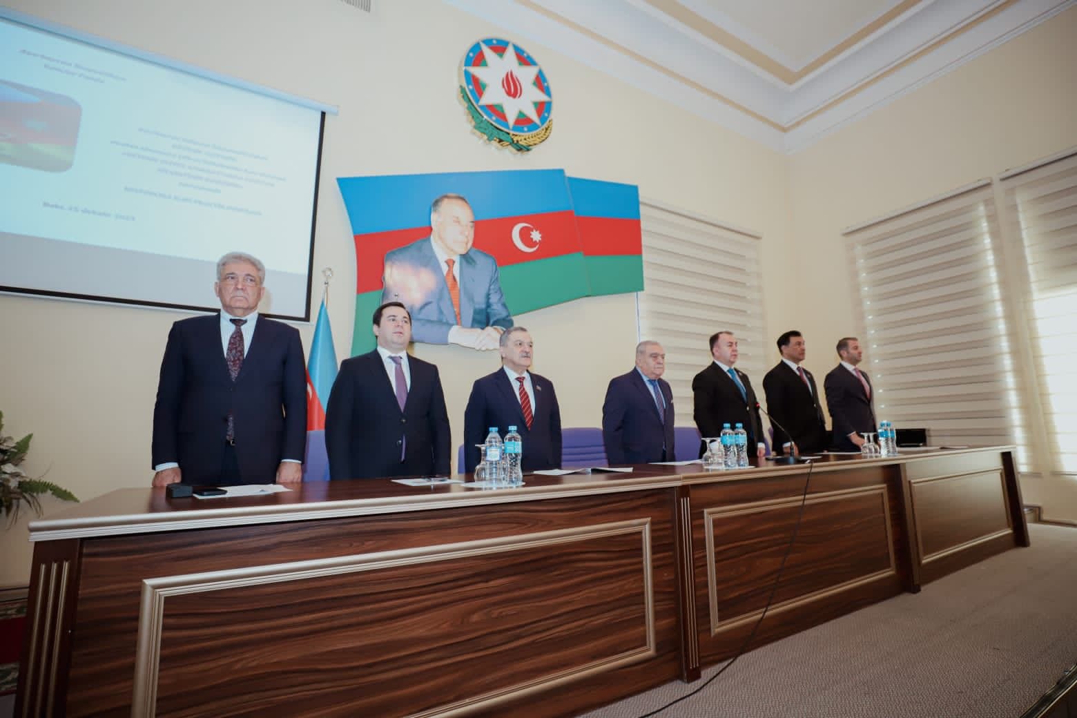 Dövlət İdarəçilik Akademiyasında "Heydər Əliyev Azərbaycanda gənclər siyasətinin banisidir" mövzusunda elmi-praktik konfrans keçirilib (FOTO)