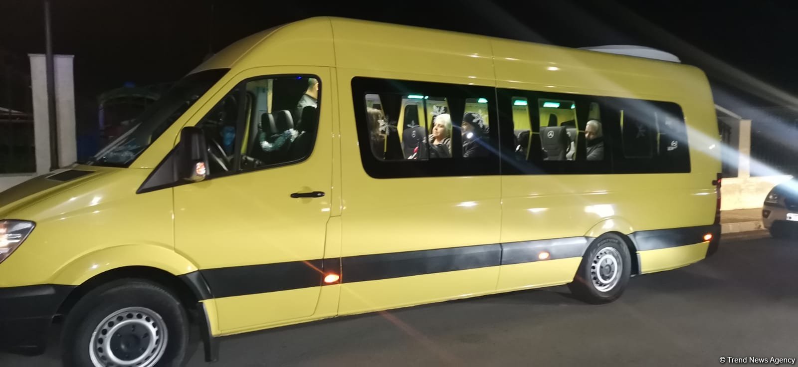 Laçın şəhərinə növbəti köç karvanı yola düşüb (FOTO)