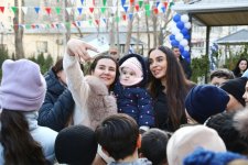 Leyla Əliyevanın iştirakı ilə “Bizim həyət” layihəsi çərçivəsində daha iki həyət yenilənərək sakinlərin istifadəsinə verilib (FOTO)