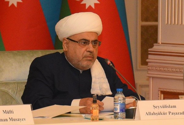 Allahşükür Paşazadə Səudiyyə Ərəbistanına səfərə yola düşür