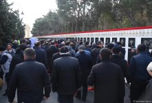 Azərbaycan xalqı 20 Yanvar faciəsi qurbanlarının əziz xatirəsini yad edir (FOTO)