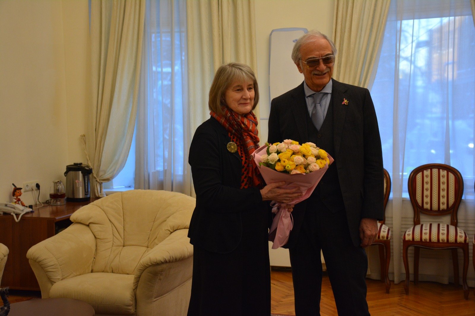Polad Bülbüloğlu Kanadanın Rusiyadakı yeni səfiri ilə görüşüb (FOTO)