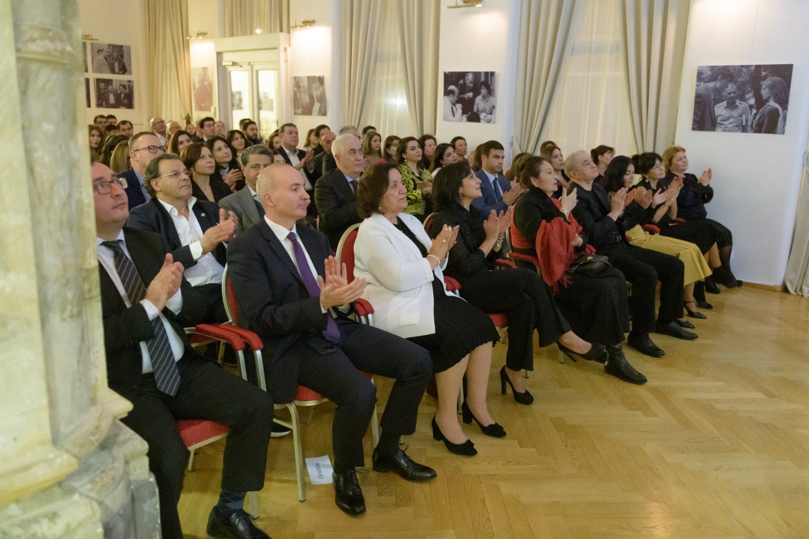 Görkəmli rejissor Rasim Ocaqovun anadan olmasının 90 illik yubileyi münasibətilə Vyanada xatirə axşamı təşkil edilib (FOTO/VİDEO)