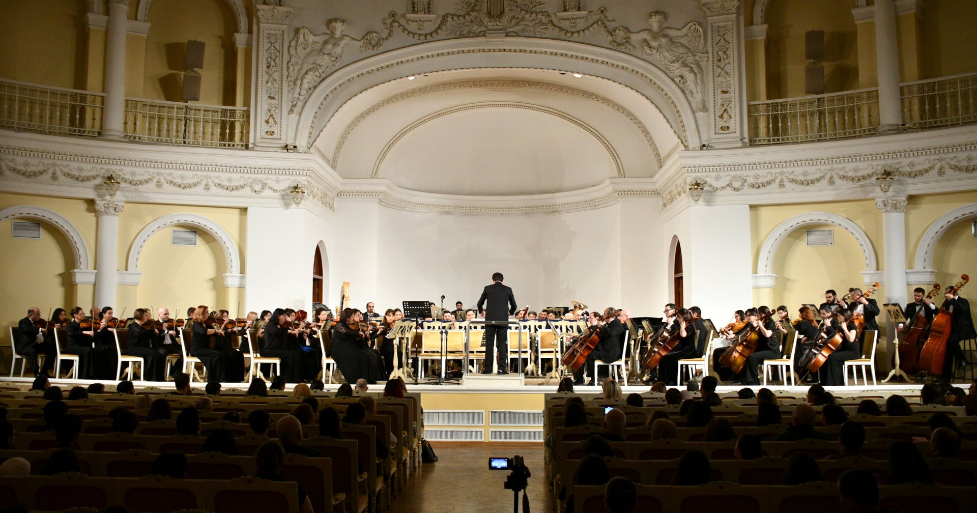 Filarmoniyada "Gəncliyin səsi" festivalı çərçivəsində gənc bəstəkarların diplom işlərindən ibarət konsert keçirilib (FOTO)