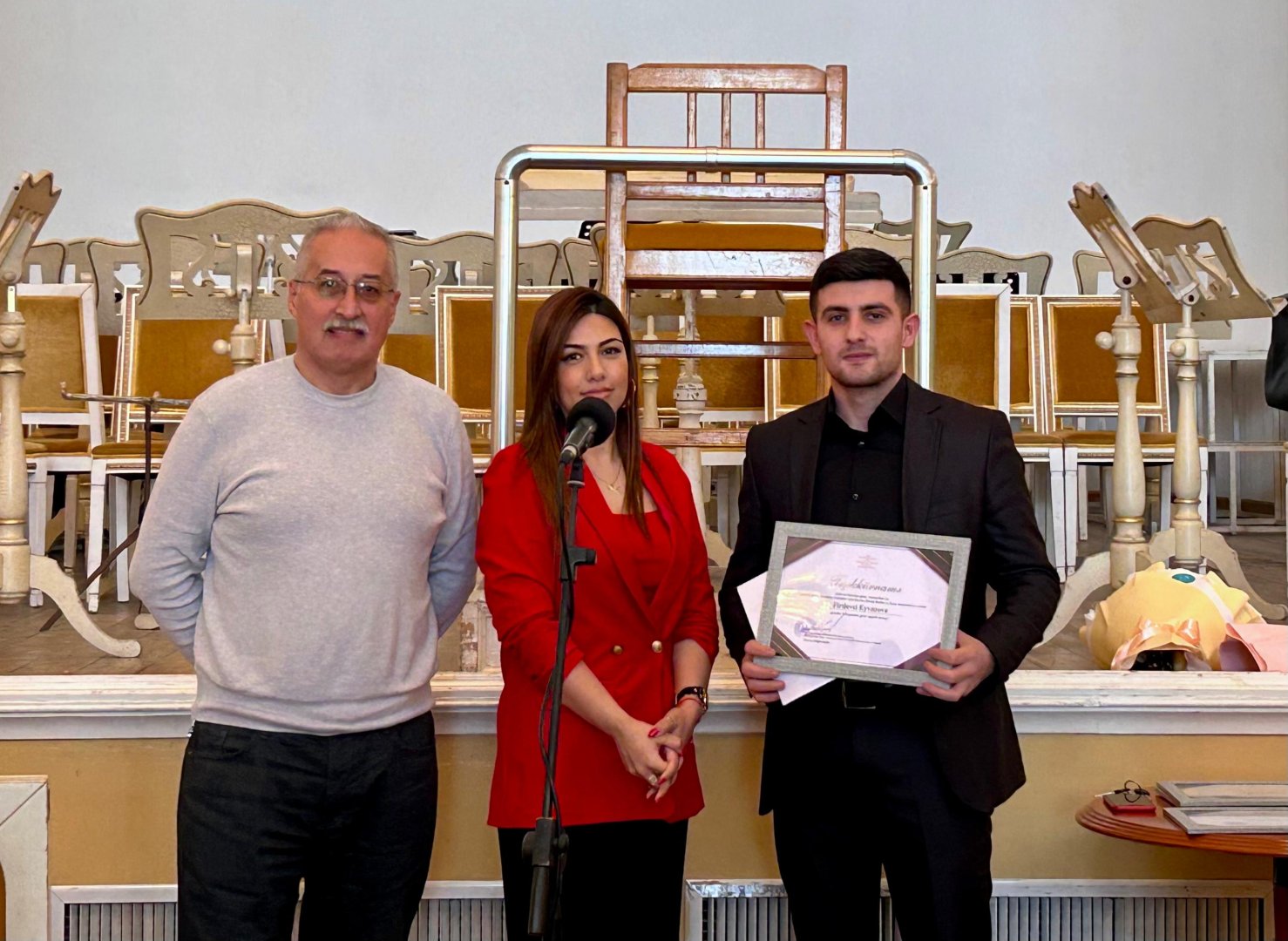 Filarmoniyada “Gənclər günü” münasibətilə təltifetmə mərasimi keçirildi (FOTO)