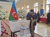 Azərbaycanda Prezident seçkiləri şəffaf keçirilir  - Tanınmış ifaçı Vaqif Nağıyev (FOTO)