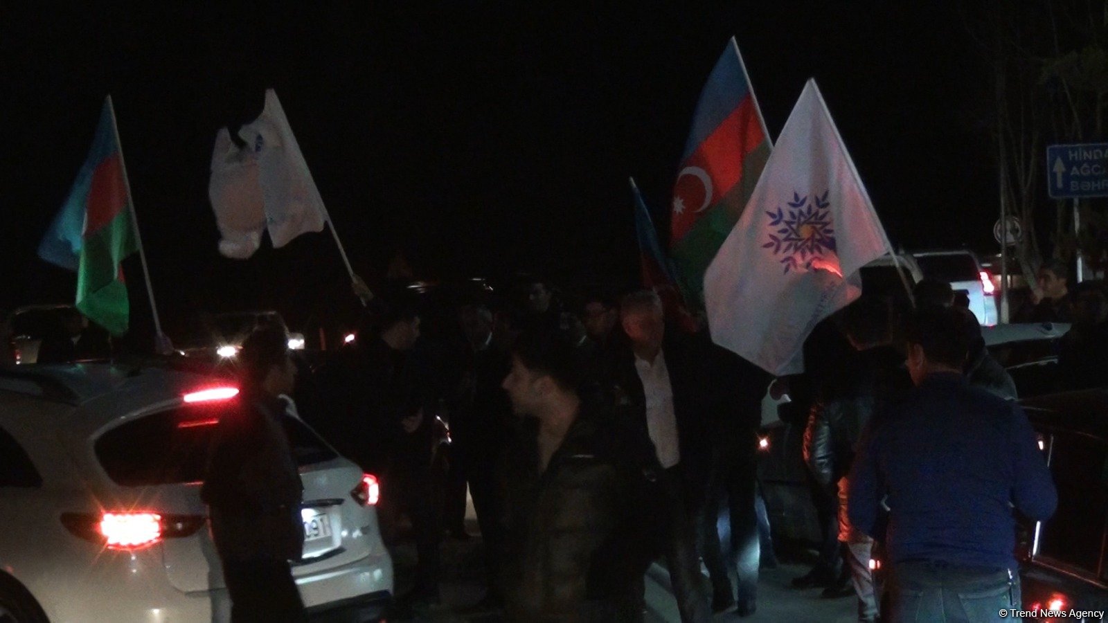 Ağdam sakinləri Prezident İlham Əliyevin qələbəsini qeyd edir (FOTO/VİDEO)