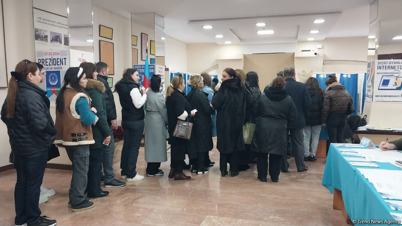 Seçkilərdə Nəsimi-Səbail rayon seçiciləri fəal şəkildə səs verirlər (FOTO)