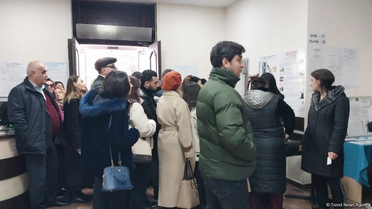 Seçkilərdə Nəsimi-Səbail rayon seçiciləri fəal şəkildə səs verirlər (FOTO)