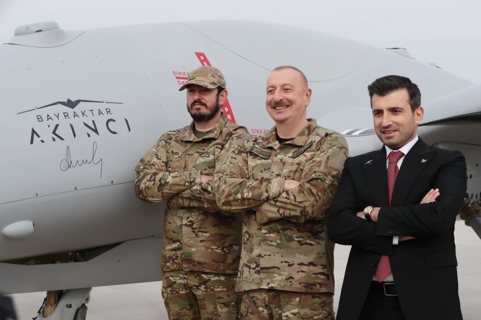 “Akıncı”lar qardaş torpaqlarda, yeni yuvalarındadır - Selçuk Bayraktar (FOTO)