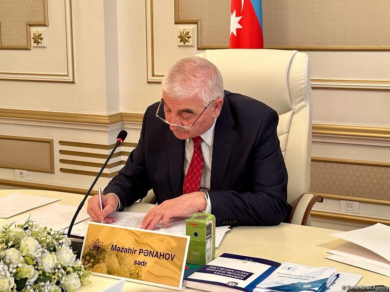 Daxil olan bütün müraciətlərə qanunauyğun şəkildə baxırıq - MSK sədri