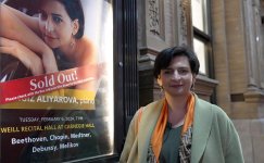 Nərgiz Əliyarovanın Nyu-Yorkda məşhur "Karnegi Holl"da triumfu - Arif Məlikova həsr olunur (FOTO/VİDEO)