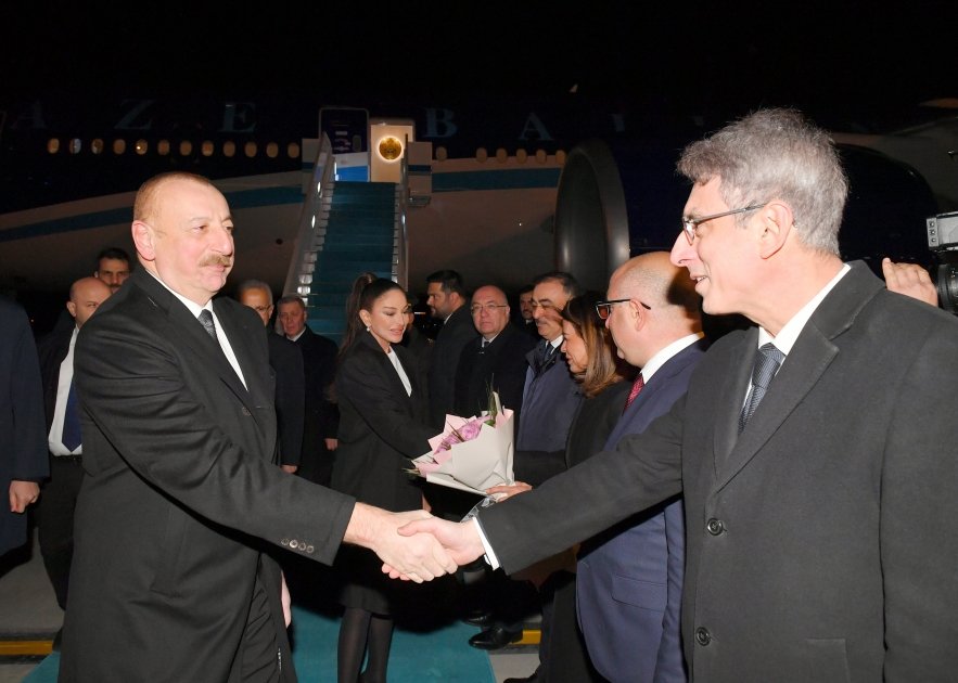 Prezident İlham Əliyev Türkiyəyə rəsmi səfərə gəlib (FOTO/VİDEO)