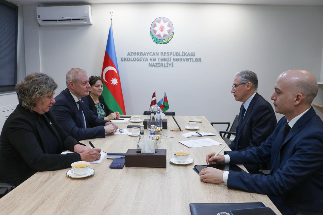 Muxtar Babayev Latviya səfiri ilə görüşüb