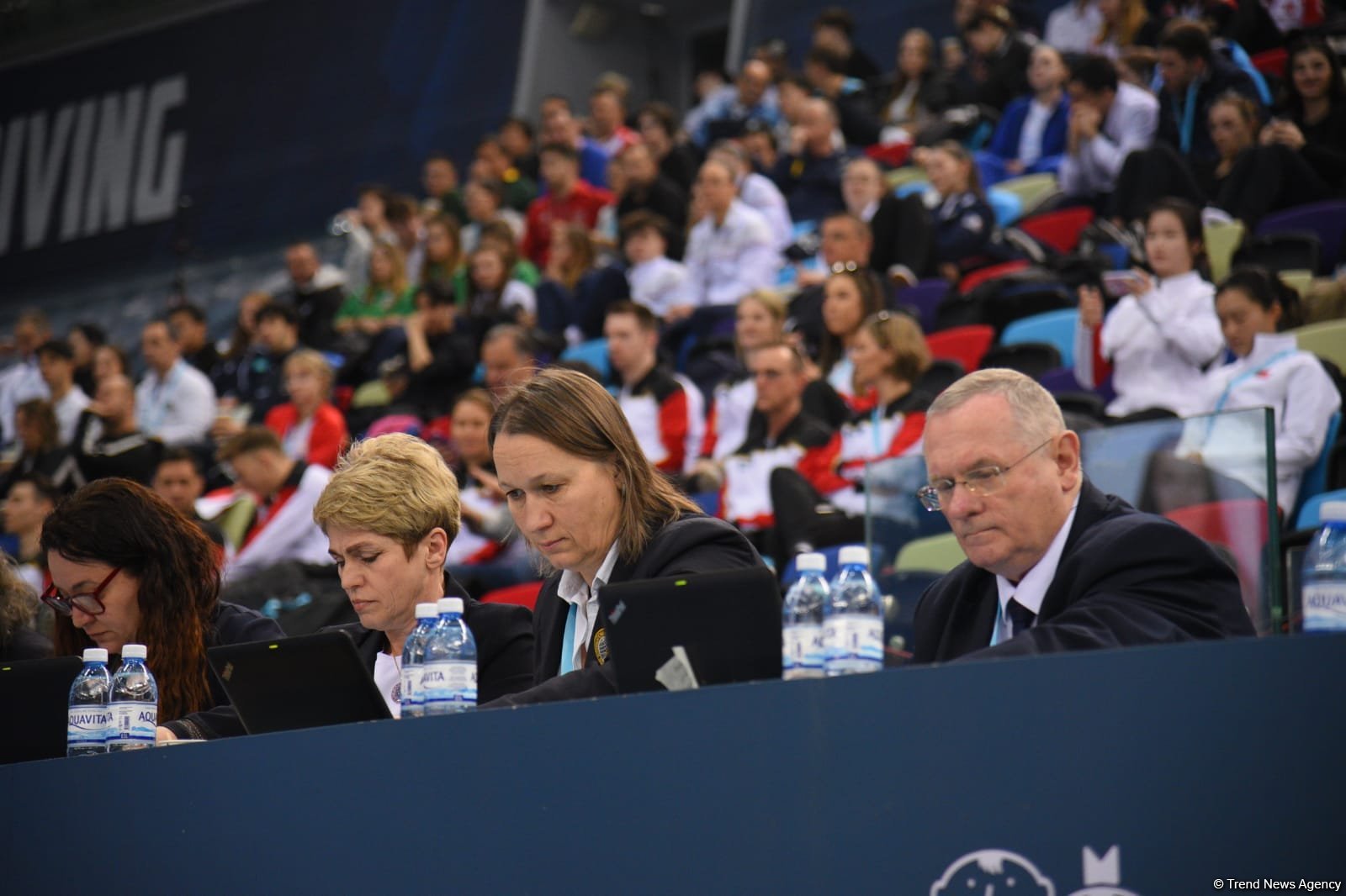 Batut gimnastikası və tamblinq üzrə Dünya Kubokunun final gününə start verilib (FOTO)