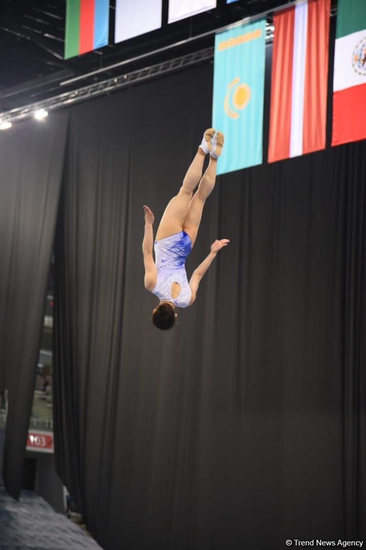 Batut gimnastikası və tamblinq üzrə Dünya Kubokunun final gününə start verilib (FOTO)