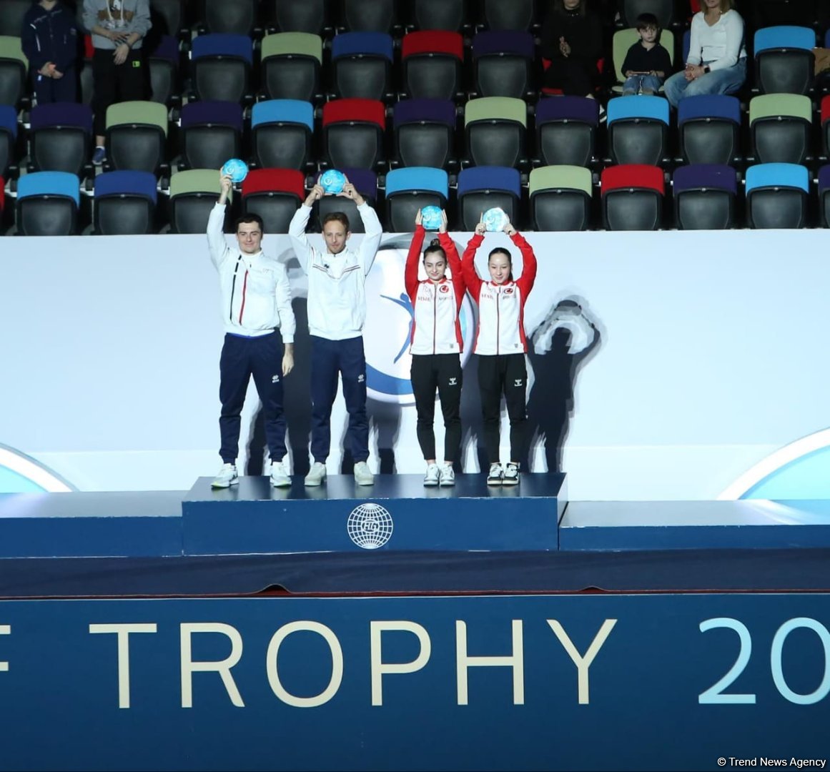 Bakıda Dünya Kuboku çərçivəsində AGF Trophy mükafatı təqdim olunub (FOTO)