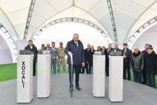 Prezident İlham Əliyev Xocalıda soyqırımı memorialının təməlini qoyub və rayon ictimaiyyətinin nümayəndələri ilə görüşüb (YENİLƏNİB) (FOTO/VİDEO)