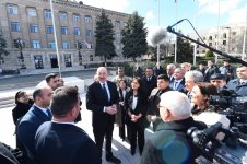 Prezident İlham Əliyev Xocalıda soyqırımı memorialının təməlini qoyub və rayon ictimaiyyətinin nümayəndələri ilə görüşüb (YENİLƏNİB) (FOTO/VİDEO)