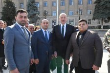 Prezident İlham Əliyev Xocalıda soyqırımı memorialının təməlini qoyub və rayon ictimaiyyətinin nümayəndələri ilə görüşüb (YENİLƏNİB) (FOTO/VİDEO)
