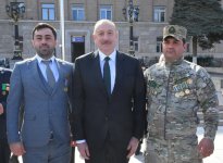 Prezident İlham Əliyev Xocalıda soyqırımı memorialının təməlini qoyub və rayon ictimaiyyətinin nümayəndələri ilə görüşüb (YENİLƏNİB) (FOTO/VİDEO)