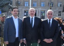 Prezident İlham Əliyev Xocalıda soyqırımı memorialının təməlini qoyub və rayon ictimaiyyətinin nümayəndələri ilə görüşüb (YENİLƏNİB) (FOTO/VİDEO)