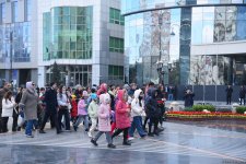 Azərbaycan ictimaiyyəti "Ana harayı" abidəsini ziyarət edir (FOTO)