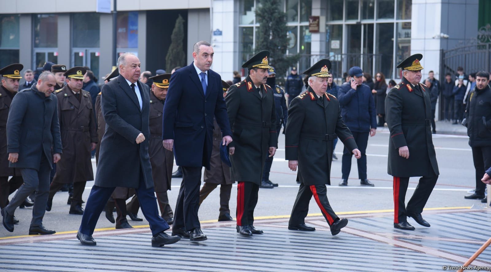 Dövlət və hökumət rəsmiləri Xocalı soyqırımı abidəsini ziyarət ediblər (FOTO)