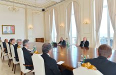 Prezident İlham Əliyev Alman İqtisadiyyatının Şərq Komitəsinin sədrinin rəhbərlik etdiyi nümayəndə heyətini qəbul edib (FOTO/VİDEO) (YENİLƏNİB)