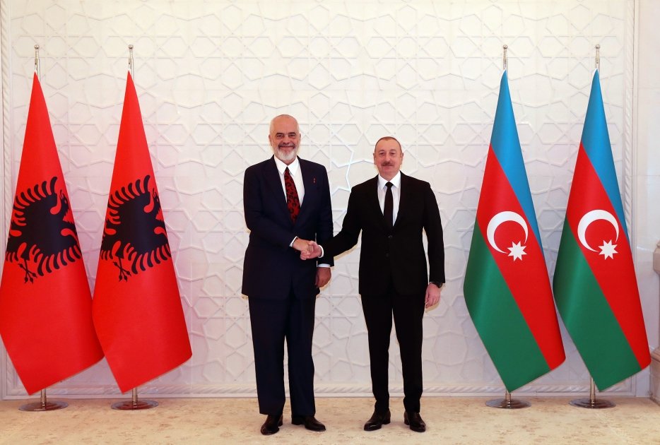 Azərbaycan Prezidenti İlham Əliyevin Albaniyanın Baş naziri Edi Rama ilə təkbətək görüşü olub (FOTO/VİDEO) (YENİLƏNİB)