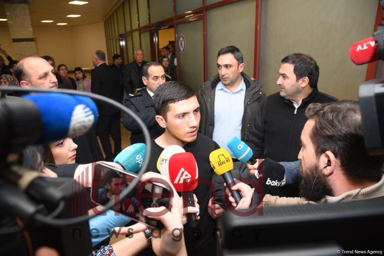 Ermənilərin girov götürdüyü hərbçimiz Bakıya gətirildi - İlk GÖRÜNTÜLƏR (FOTO/VİDEO)