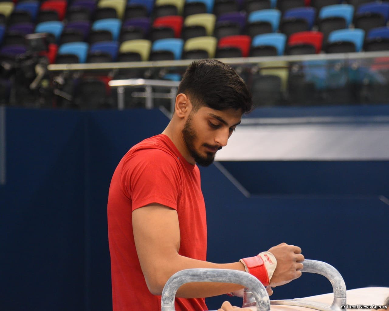 İdman gimnastikası üzrə Dünya Kubokunda iştirak edəcək idmançıların podium məşqlərindən FOTOREPORTAJ