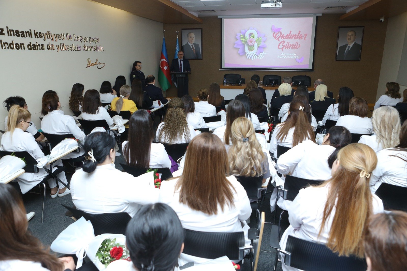 Mərkəzi Gömrük Hospitalında 8 Mart Beynəlxalq Qadınlar Gününə həsr edilmiş tədbir keçirilib (FOTO)