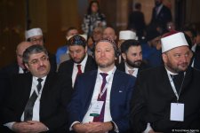 Bakıda islamofobiya ilə mübarizə mövzusunda beynəlxalq elmi konfransın ilk günü başa çatıb (FOTO) (YENİLƏNİB)