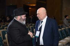 Bakıda islamofobiya ilə mübarizə mövzusunda beynəlxalq elmi konfransın ilk günü başa çatıb (FOTO) (YENİLƏNİB)