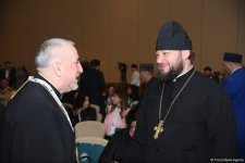 Bakıda islamofobiya ilə mübarizə mövzusunda beynəlxalq elmi konfransın ilk günü başa çatıb (FOTO) (YENİLƏNİB)