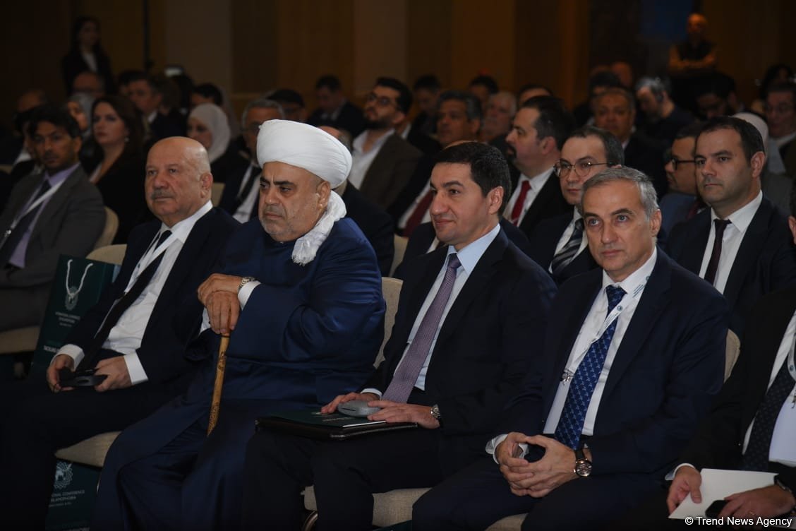 Bakıda islamofobiya ilə mübarizə mövzusunda beynəlxalq elmi konfransın ilk günü başa çatıb (FOTO) (YENİLƏNİB)