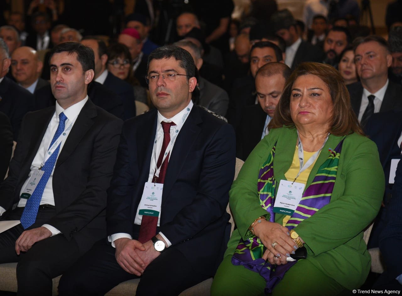 Bakıda islamofobiya ilə mübarizə mövzusunda beynəlxalq elmi konfransın ilk günü başa çatıb (FOTO) (YENİLƏNİB)