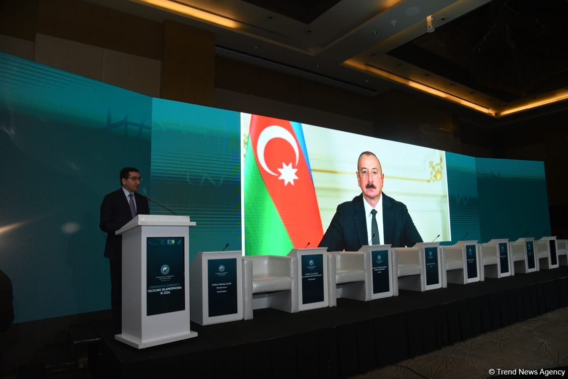 Bakıda islamofobiya ilə mübarizə mövzusunda beynəlxalq elmi konfransın ilk günü başa çatıb (FOTO) (YENİLƏNİB)