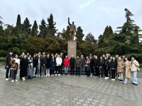 Biz gələcəyin vəkilləriyik!” adlı qış məktəbi yekunlaşdı (FOTO)