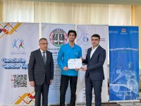 Biz gələcəyin vəkilləriyik!” adlı qış məktəbi yekunlaşdı (FOTO)