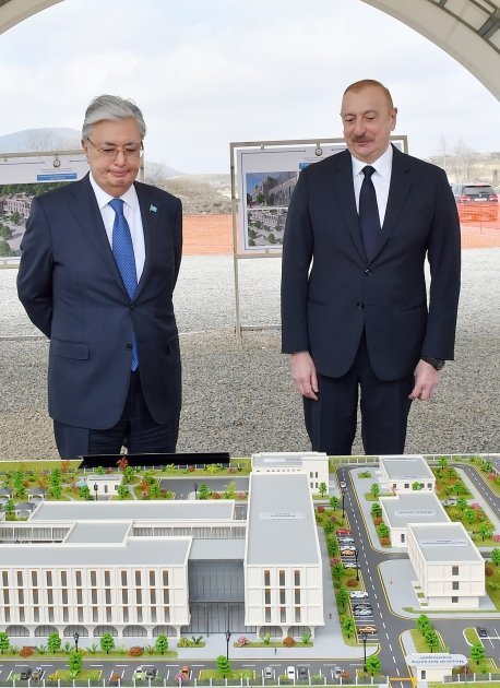 Prezident İlham Əliyev və Kasım-Jomart Tokayev Füzulidə inşa olunacaq Mərkəzi Rayon Xəstəxanasının layihəsi ilə tanış olublar (FOTO/VİDEO) (YENİLƏNİB)