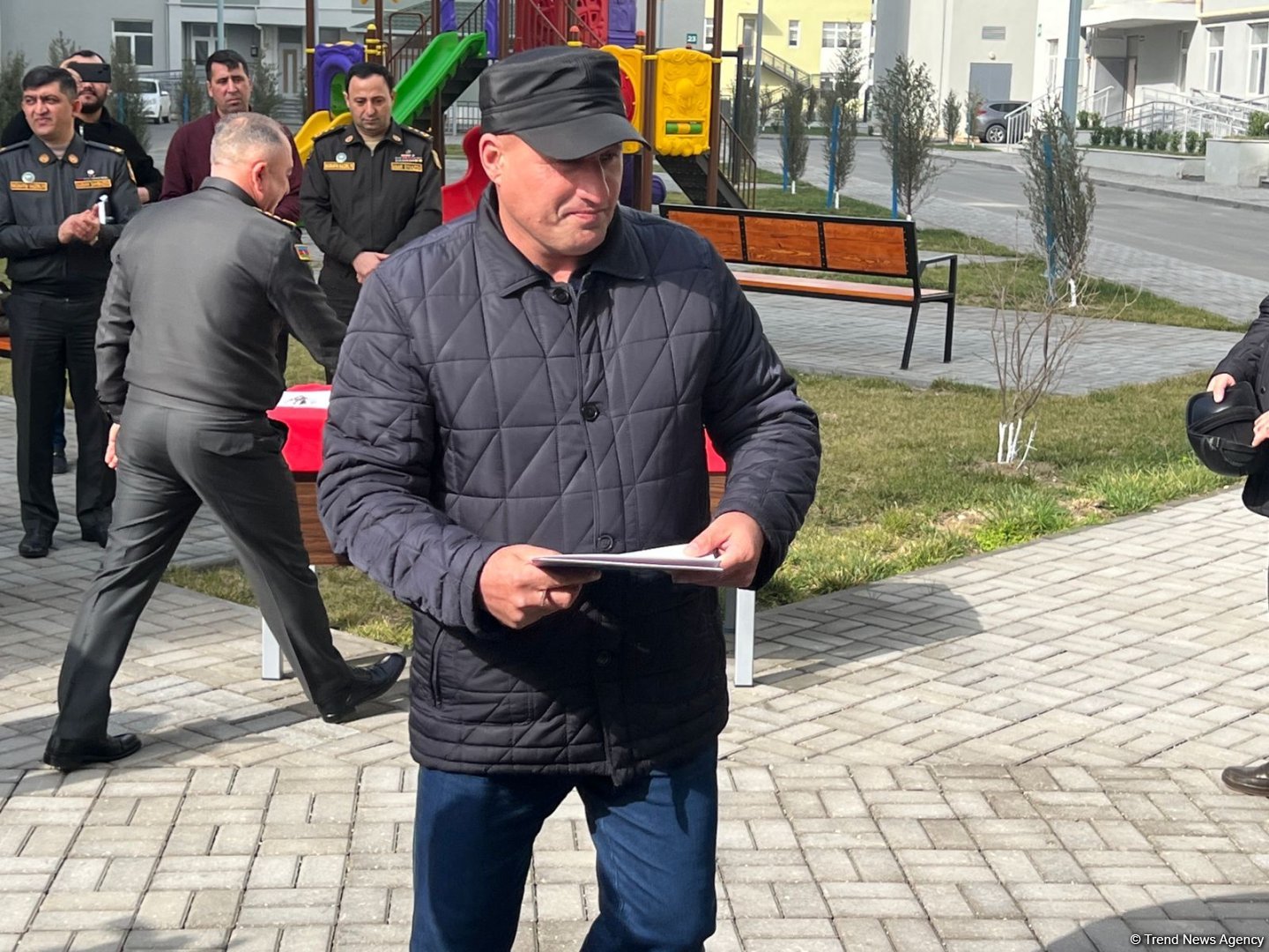 Qüsursuz xidmət etmiş bir qrup hərbi qulluqçuya mənzil verilib (FOTO)